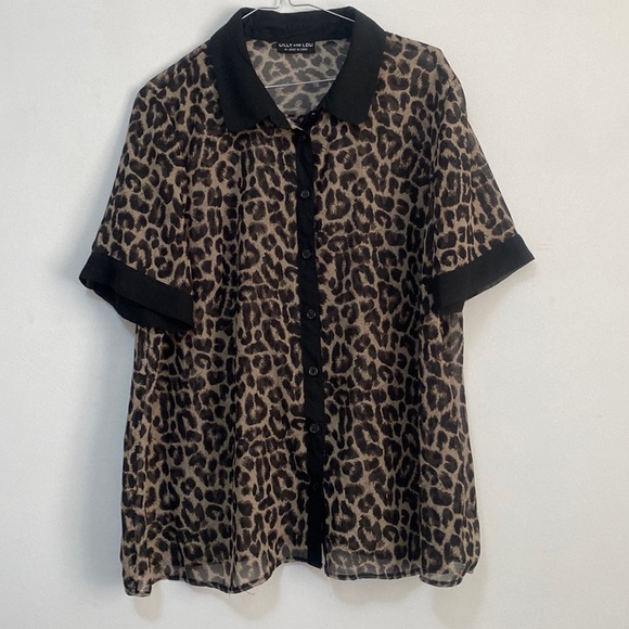 Lily and Lou Tops - Lily and Lou - Sheer Lightweight Button up Leopard print top - Size 18